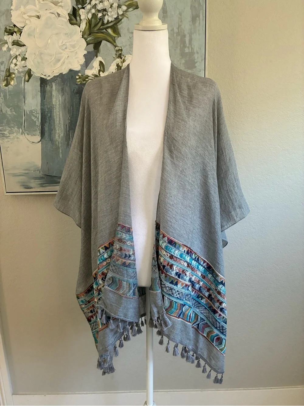 Gray Tassel Hem Kimono with Geometric Multicolor Trim - One Size